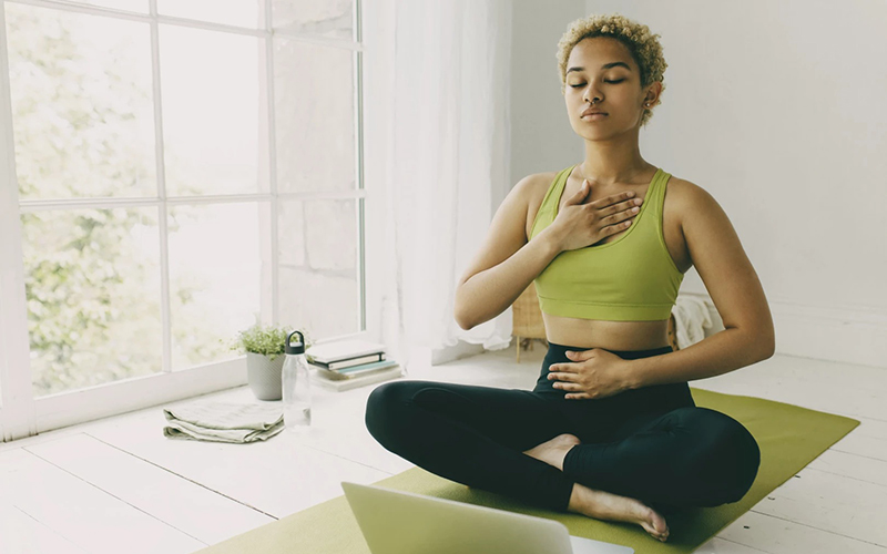 infino-yoga-tho-bung-Diaphragmatic-Breathing-2